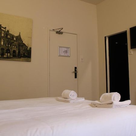 Hotel Raecks Haarlem Esterno foto