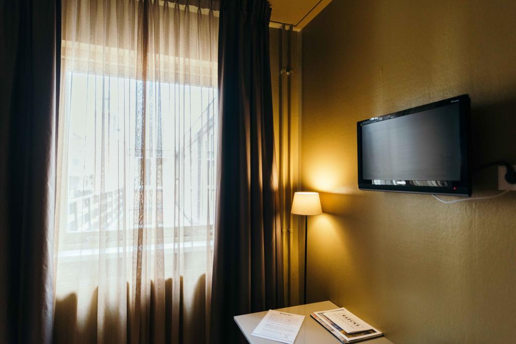 Hotel Raecks Haarlem Esterno foto