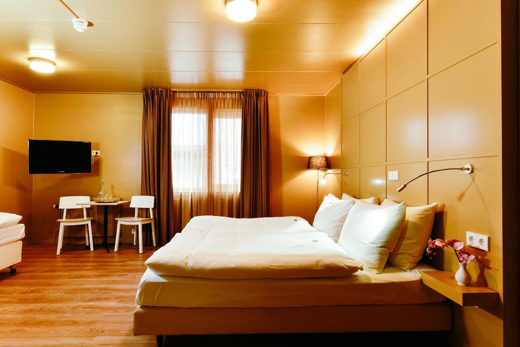 Hotel Raecks Haarlem Esterno foto