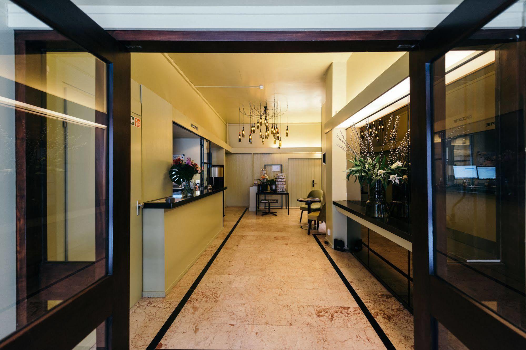 Hotel Raecks Haarlem Esterno foto
